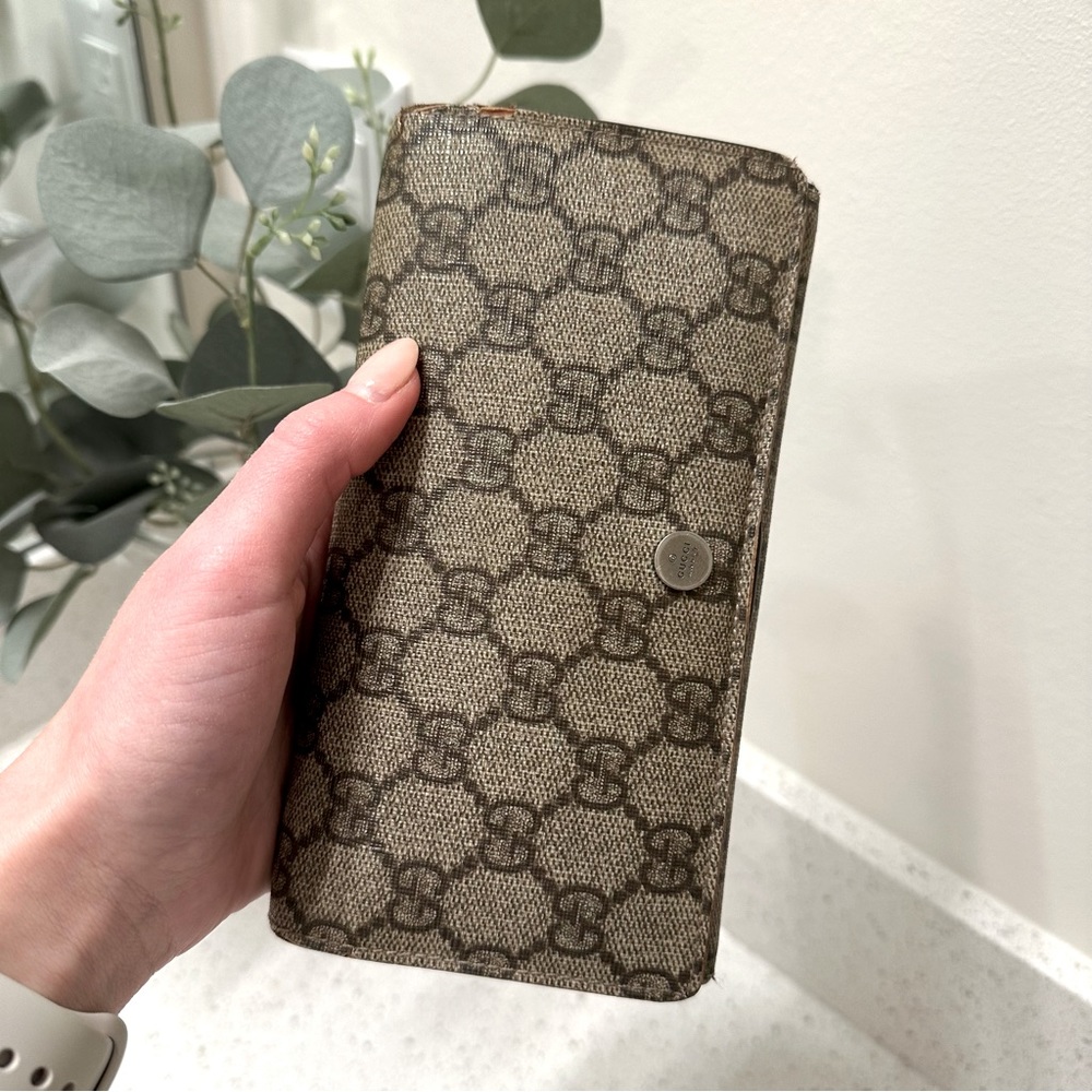 Auth Vintage Gucci Wallet/Clutch